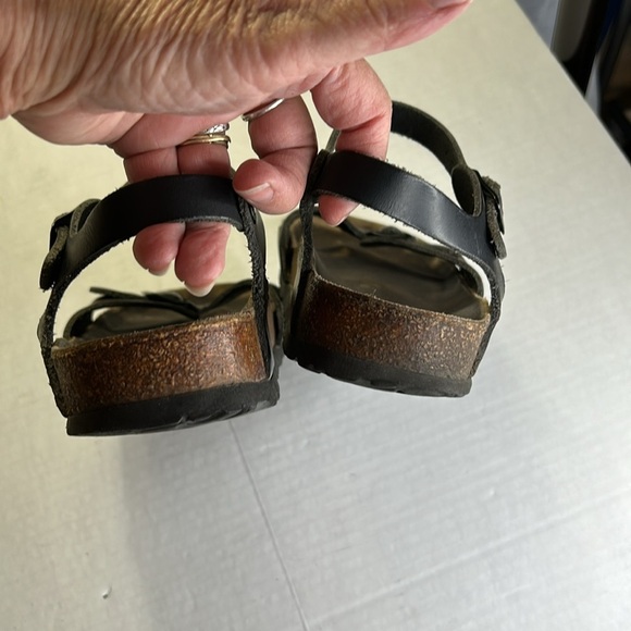 BIRKENSTOCK NAHUM BLACK OILED LEATHER ANKLE STRAPS WOMENS SANDAL SZ 40 - Picture 4 of 11